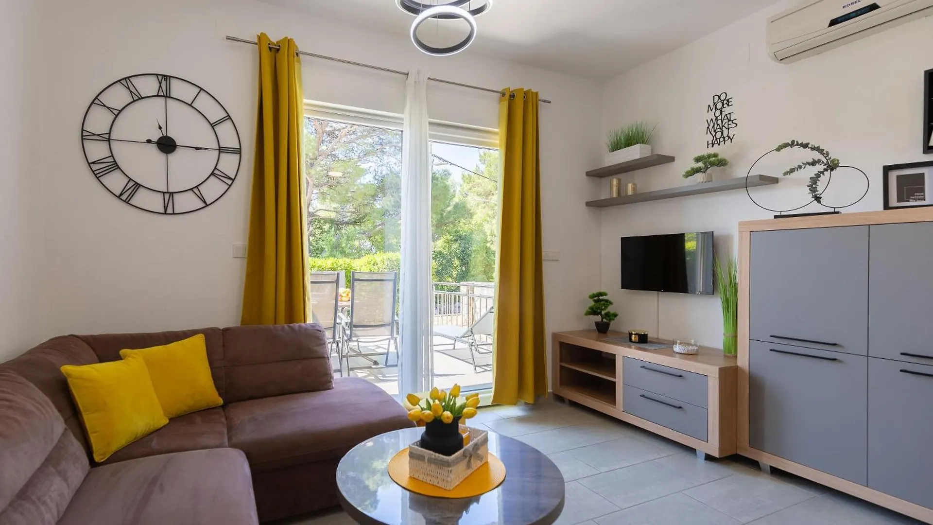 Sea & Stone Apartment No 1 In Starigrad  Starigrad Paklenica